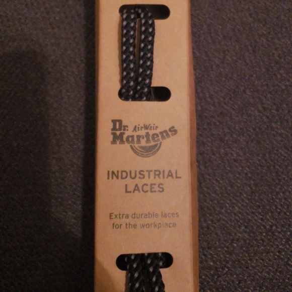 dr martens industrial laces